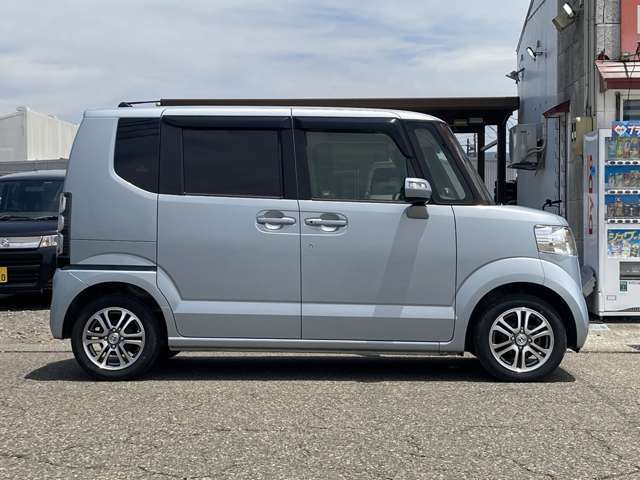 人気車や低価格車はすぐに売れてしまう可能性があります。お早めのご検討、ご来店お待ちしております。
