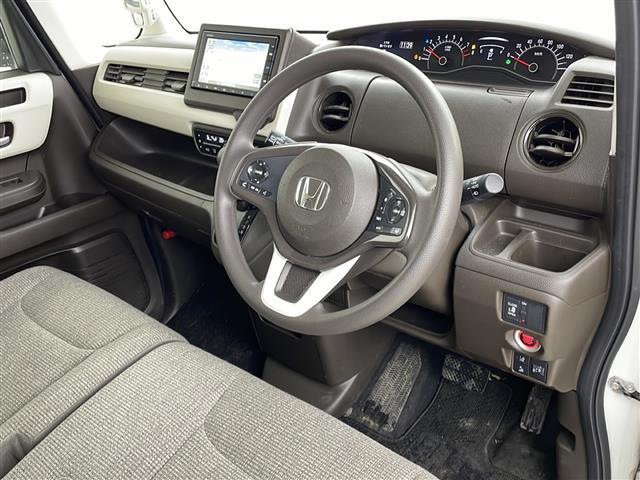 【インパネ全体】全方位で視界が広く、高い目線で運転もしやすいです！