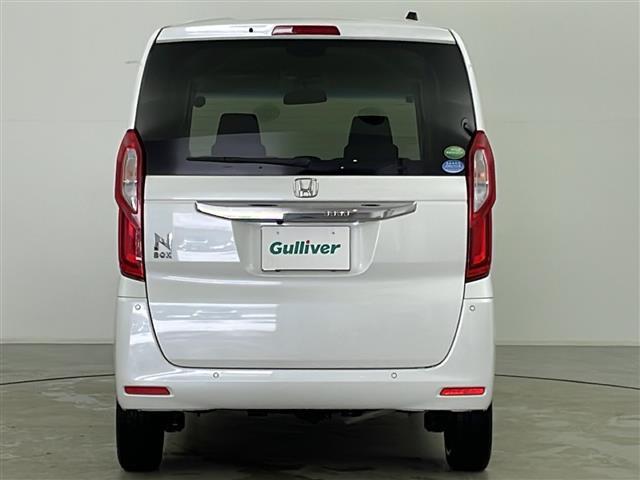 【後】北は北海道から南は沖縄まで、お車は全国にご納車が可能です！お電話、メール、動画などでリモートでお車のご案内も可能です！親切、丁寧に対応させて頂きますのでお気軽にご相談ください！