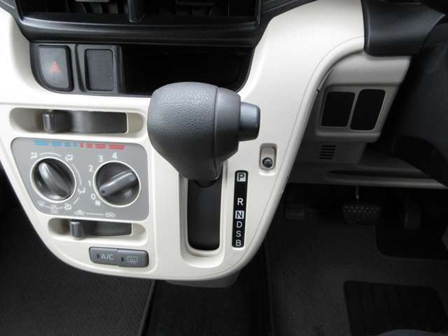 お客様に安心して購入して頂けるよう、自社保証が付いております。詳細は当店スタッフにお気軽に♪