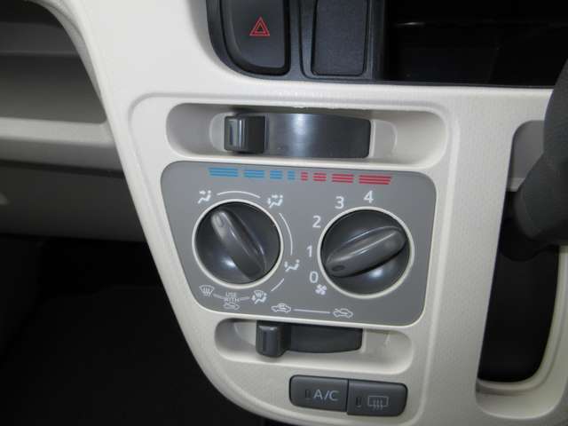 軽トラックや商用車も多数展示！お気軽にご相談下さい！