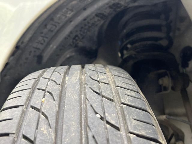 お車を安心してお乗りいただく為には、足回りの定期点検が欠かせません。サービスサポート（有償保証）では無料点検もご提供しており、安心のカーライフをお過ごしいただけるサポート体制が整っています。