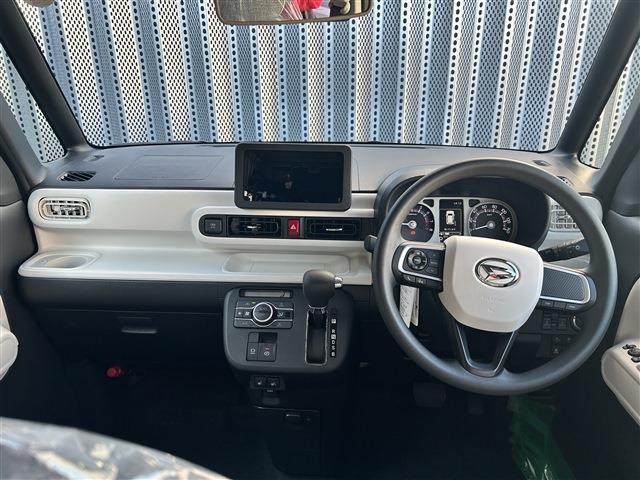 ★200名以上のスタッフで対応★　各専門店に専門のスタッフを配置する事でお客様に合ったアドバイスをさせて頂きます。女性スタッフも多数在籍していますので、女性の方でも安心してご来店ください！！