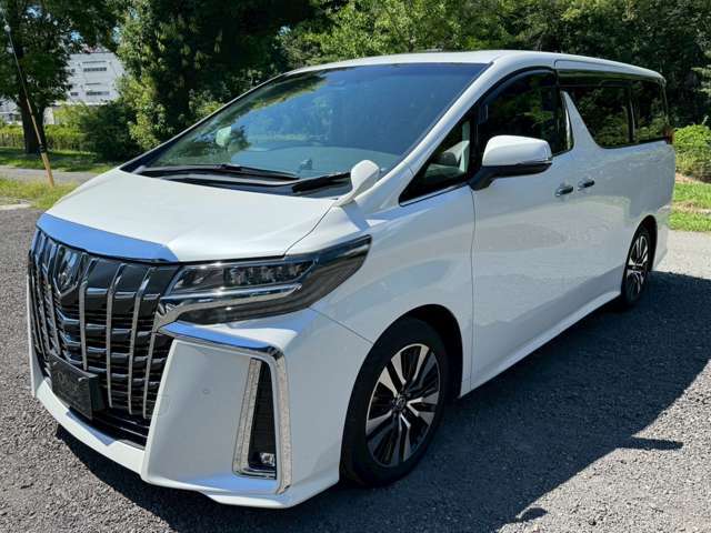 ◆中古車の欠点は汚れている。弊社ではその欠点を無くす為にガラスコーティングをオススメしています。艶・撥水がたまりません！！