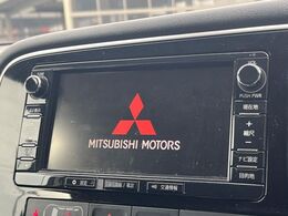 【純正ナビ】人気の純正ナビを装備。オーディオ機能も充実しており、Bluetooth接続すればお持ちのスマホやMP3プレイヤーの音楽を再生可能！毎日の運転がさらに楽しくなります！！