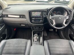 グループ総在庫数約30，000台！！全国の系列店からメーカー・車種問わずご紹介出来るので、あなたにピッタリのお車が見つかるはずです♪まずはお問い合わせ下さい☆