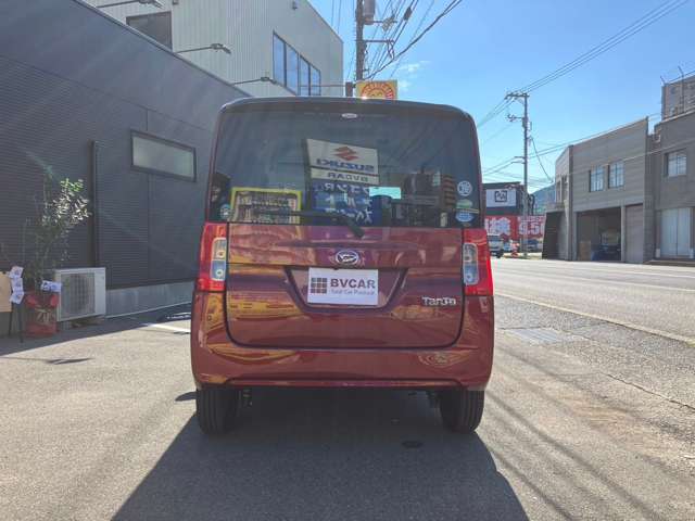 ★自社認証工場★当店は、中国陸運局認証工場を完備しております！自社で仕入れした車を整備、車検も行い、店頭に並べております！万が一の修理の際も、当店で対応可能ですので安心してお求めください！