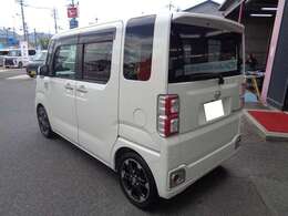 当店でご購入のお客様はオイル交換が無料です。どうぞご利用ください＊ただし、車検を他社にてお受けされた方は無効となります。オイル交換は当店入庫に限ります。