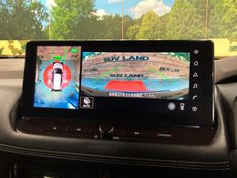 【アラウンドビューモニター】専用のカメラにより、上から見下ろしたような視点で360度クルマの周囲を確認することができます☆死角部分も確認しやすく、狭い場所での切り返しや駐車もスムーズに行えます。