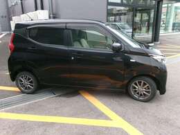 弊社の車は三菱認定中古車で1年間の保証付です。全国の三菱ディーラーで保証修理が受けられます。詳しくは弊社スタッフにお問合せ下さい。