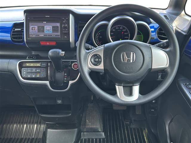 車両販売と整備・保証・クリーニングなどのサービスを自由にお選び頂けます。 その上お値打ちなクルマばかりです。 サービスは必要な分だけお選び下さい。