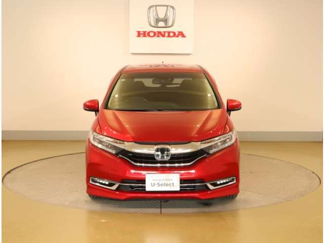 弊社は、車両本体価格に、整備代金が含まれております。納車時までにホンダの整備士がしっかりと点検整備をさせていただいておりますので、ご安心してお買い求めしていただけます。