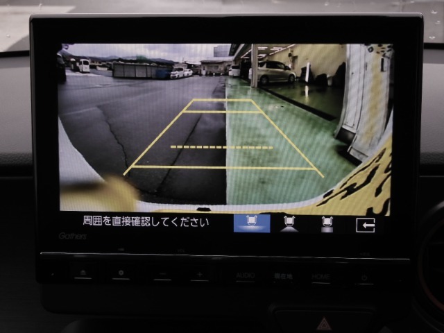 ◆バックカメラ◆リバースにするだけで映ります、後方の安全確認や、狭い駐車場での車庫入れ、雨の日や夜間など視界の悪い時に便利です！安全にバックする為には欠かせない装備です。