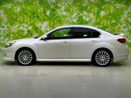 WECARSの在庫ページをご覧いただき誠にありがとうございます！WECARSは「お客様第一」をモットーにお客様のカーライフを全力でサポートいたします！