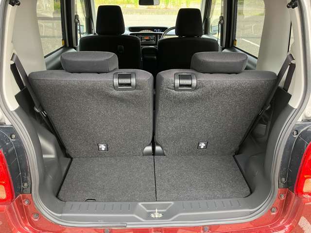 イエストは、車両販売、カーショップ、板金工場、大型整備工場、セルフスタンドと広大な敷地に隣接しております。小さなものから大きなものまで幅広く対応いたします！