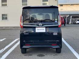 火曜日～土曜日は9：30～18：30、日曜日は9：30～18：00まで営業しております。（月曜定休、その他会社カレンダーをご確認下さい）