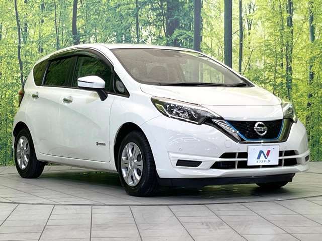 大好評のボディコーティング「弾スプラッシュコート」もご納車までに施工可能。通常のガラスコートと異なる、耐久年数6年の無機質ガラスコーティングが、ボディをキレイな状態に保ってくれます。