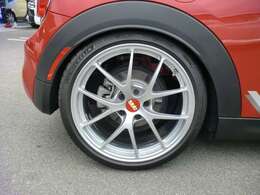 US用フェンダーアーチ　ランプが点くようにしています！