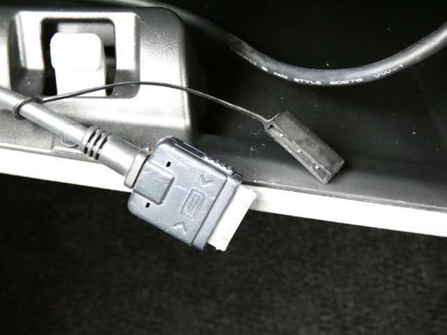 ☆全車点検整備付☆提携工場にて全車点検整備してからご納車させて頂きます。もちろんオイル交換をした上で、点検記録簿をお付けしご納品させて頂きますので安心です。CarShop  OK！