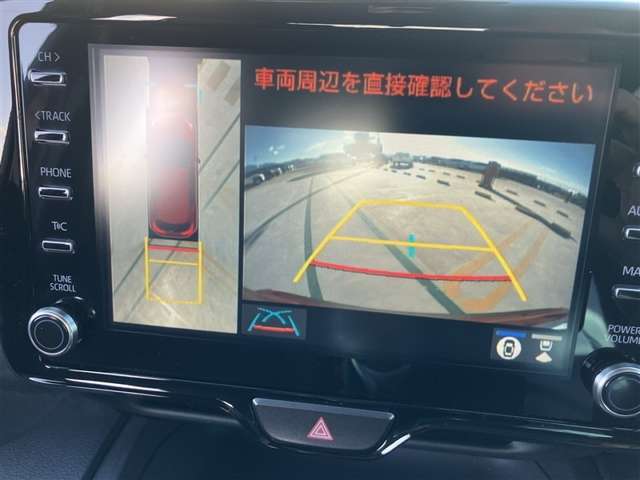 安全機能のバックモニター＆全周囲モニターも装備です。
