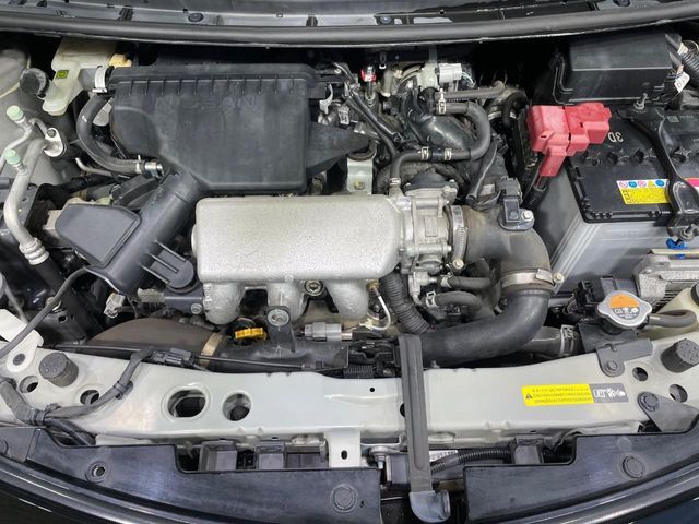 親切・丁寧な専門メカニックスタッフが応対！・車検・点検整備・事故等の修理などアフターサービスも安心。お車のカスタマイズもネクステージのサービススタッフまでご相談ください！