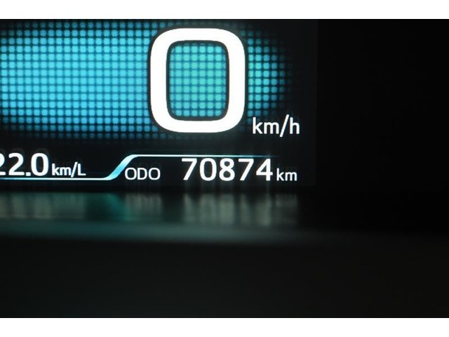走行距離：70，874km（撮影時）　ご来店時や納車時には展示の移動や整備などで、若干 距離が進んでいる場合がございます。