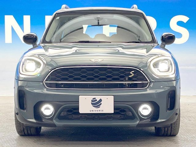 ●ご覧の通り綺麗な状態を維持しているお車ですが、小さなキズの状況や他の箇所のお写真もお送りできます。ご遠方の方でも安心してご検討いただける様、お客様のご希望に応じて出来る限りご対応させていただきます。