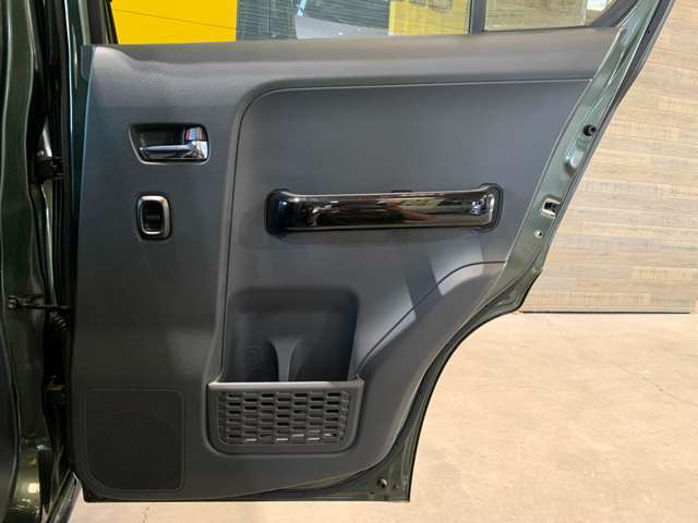 この度は、チェレステ　保田窪店のお車をご覧いただき有難うございます！当店は買取専門店で良質で厳選されたお車の販売も行っております。買取査定も無料です！下取り査定もお気軽に！ご来店お待ちしております