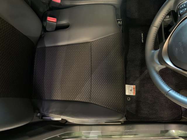 この度は、チェレステ　保田窪店のお車をご覧いただき有難うございます！当店は買取専門店で良質で厳選されたお車の販売も行っております。買取査定も無料です！下取り査定もお気軽に！ご来店お待ちしております