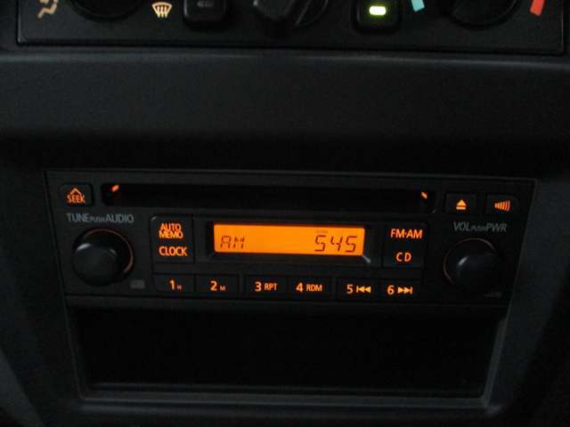 AM/FMラジオチューナー