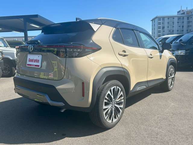 【トヨタ　ヤリスクロス入荷しました♪】◆セーフティセンス◆先行車発進告知機能◆アダプティブクルーズコントロール◆ルーフレール◆LEDヘッドライト◆オートライト◆純正18インチAW◆