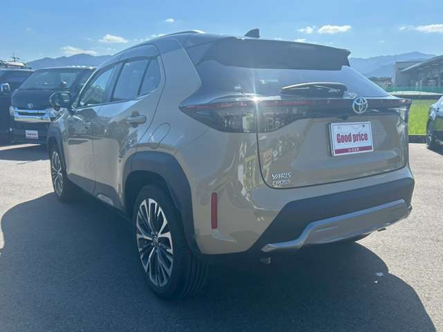 【トヨタ　ヤリスクロス入荷しました♪】◆セーフティセンス◆先行車発進告知機能◆アダプティブクルーズコントロール◆ルーフレール◆LEDヘッドライト◆オートライト◆純正18インチAW◆