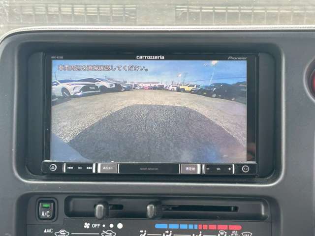 ●社外パイオニア製7インチSDナビ（AVIC-RZ300）●CD＆DVD●バックカメラ