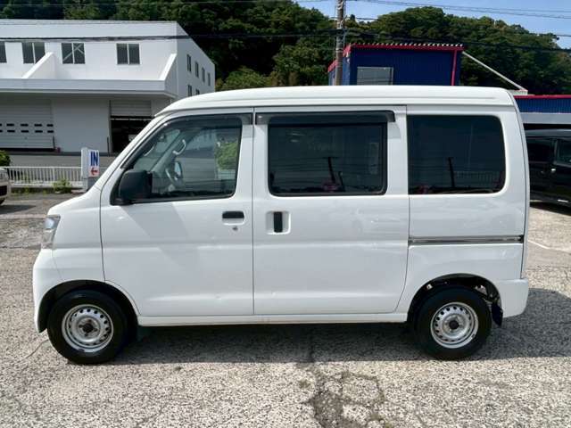 安心と信頼の東証1部上場企業ケーユーホールディングスグループ☆株式会社ケーユーでの平成27年度の販売実績25099台！！弊社の高品質車両なら遠方のお客様への販売も自信を持ってお勧め出来ます♪