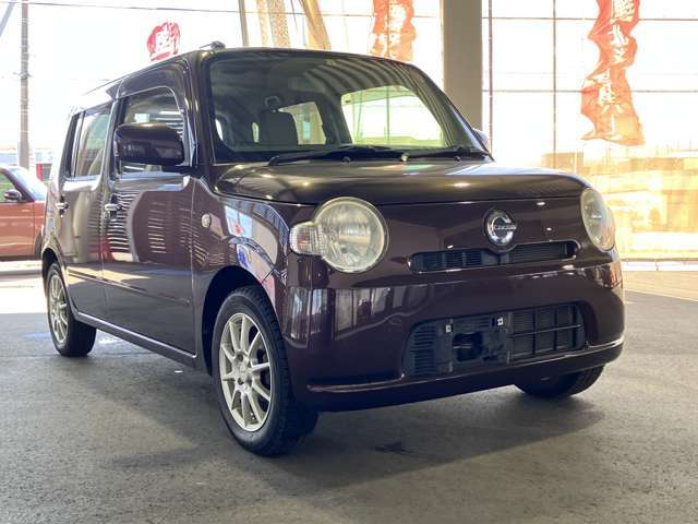 スズキ・ダイハツのサブディーラーとして全国販売優秀の実績！オールメーカーの軽未使用車・中古車はもちろんのこと、コンパクトカー・エコカーなどの普通車も豊富に在庫を取り揃えています！