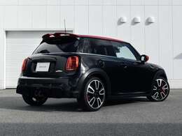 MINIファイナンス商品、MINI自動車保険、ドライブレコーダーの取り扱いも行っております。お車のことはすべて当社にお任せください。お問い合わせはフリーダイヤル【0120-419-603】まで！