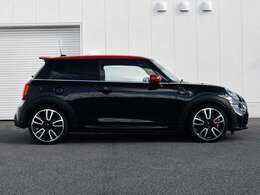お車の詳細等はお気軽にMINI正規ディーラー　アルコン　までお問い合わせくださいませ。スタッフ一同、お待ちしております！