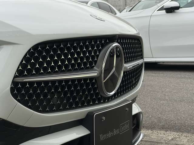 AMGラインPKG:レザーARTICO/MICROCUTシート、AMGライン、プライバシーガラス、スポーツブレーキシステム、スポーツシート、本革巻スポーツステアリング、ローワードコンフォートサスペンション