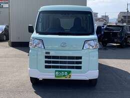 東京海上日動火災保険の代理店ですので万が一の事故も安心。任意保険は車を購入するときに見直しが必要です。プロのスタッフが金額や保証を含めてお客様の最善な保険内容を提案させて頂きます。