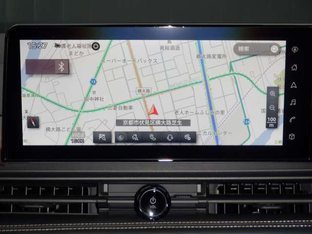 大画面だから地図が大きく見えます。インテリジェント アラウンドビューモニターも大きく表示します。