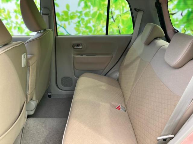 WECARSでは各商談席に大型モニターをご用意しております！見やすい大画面でゆったりと全国の在庫をご覧いただけます！是非ご来店お待ちしております！