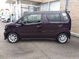 デュアルセンサーブレーキサポート　レーンキープ　アイドリングストップ　8インチSDナビ　BT　DVD再　全方位カメラ　ドラレコ　ETC　リアソナー　HUD　オートライト　スマートキー×2　横滑り防止