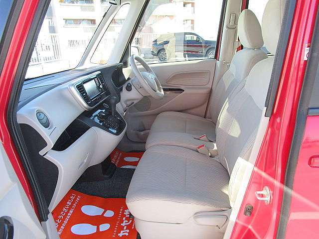 当店のお車は美装後展示を行っております。室内消臭☆ボディー仕上げ等々☆気持ち良いお車にお乗りいただけます