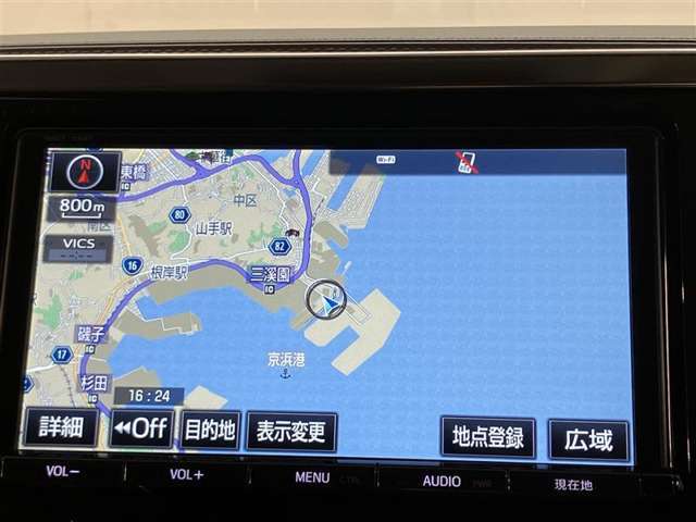 いまや必須装備「ナビゲーション」搭載！知らない場所にスイスイッとドライブ。もう、これなしではハンドルを握れませんね！でも運転中の操作は危険ですのでご注意ですね☆