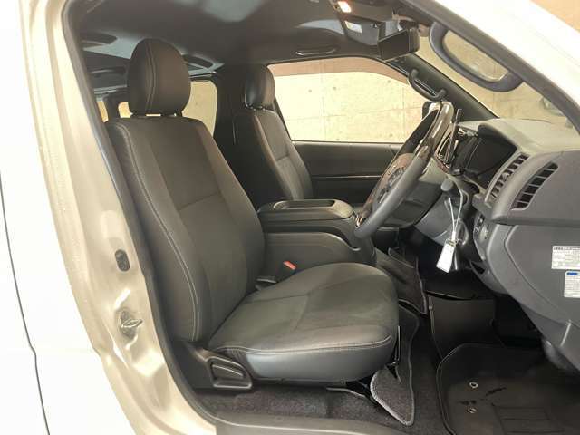 当店のお車をご覧いただきましてありがとうございます。お車についてのご質問やお見積りのご依頼、ご購入にあたってのご相談などお気軽にお問い合わせ下さい！