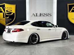 ★スマートキー★プッシュスタート★ブラックハーフレザーシート★パワーシート★バックカメラ★サイドカメラ★