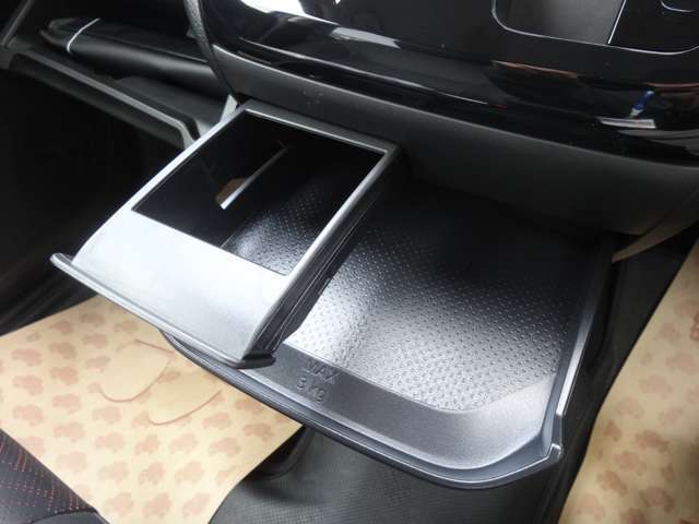 お飲み物を置けるドリンクホルダー♪