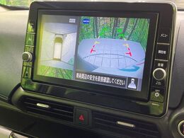 【アラウンドビューモニター】専用のカメラにより、上から見下ろしたような視点で360度クルマの周囲を確認することができます☆死角部分も確認しやすく、狭い場所での切り返しや駐車もスムーズに行えます。