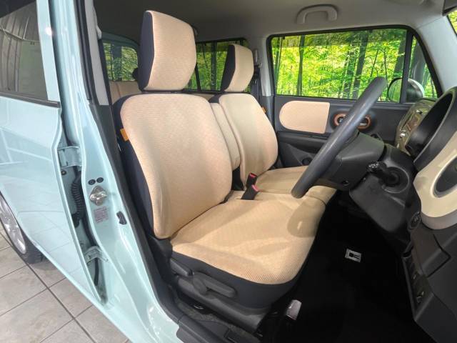 運転席シート廻りは使用感も少なく、良好な状態となっています。丁寧に使われていたことがよくわかりますね。