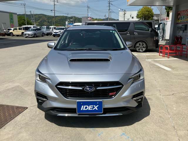いつでもあなたのそばに。イデックスCarsです。九州・山口に100か所以上のグループ拠点があります。買うときも安心。買ってからはもっと安心。お車のことならイデックスにお任せ下さい。